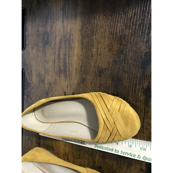 Ollie Women's Size 8.5 Yellow Ballet Shoe - Picture 5 of 5